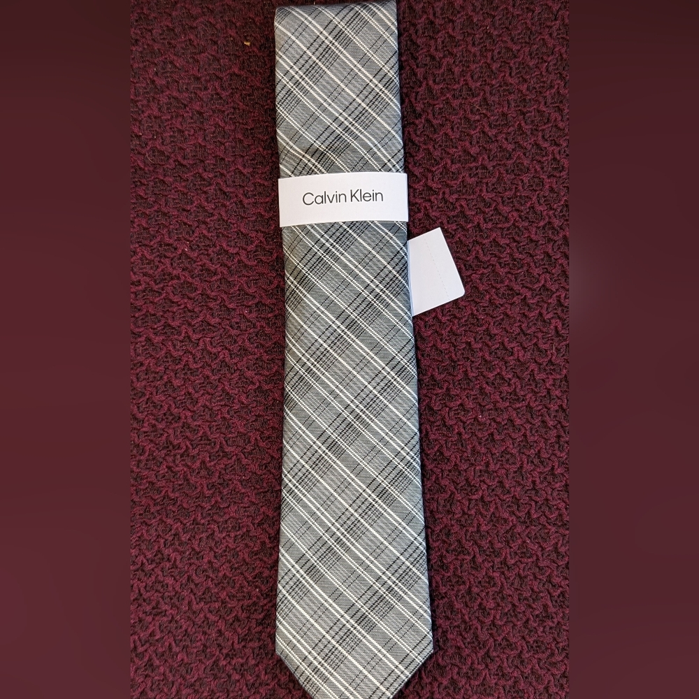 CALVIN KLEIN Slim Plaid Tie NWT - Picture 3 of 5